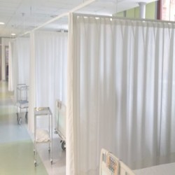 LÍNEA INSTITUCIONAL CORTINAS HOSPITALARIAS – DECODEPOT